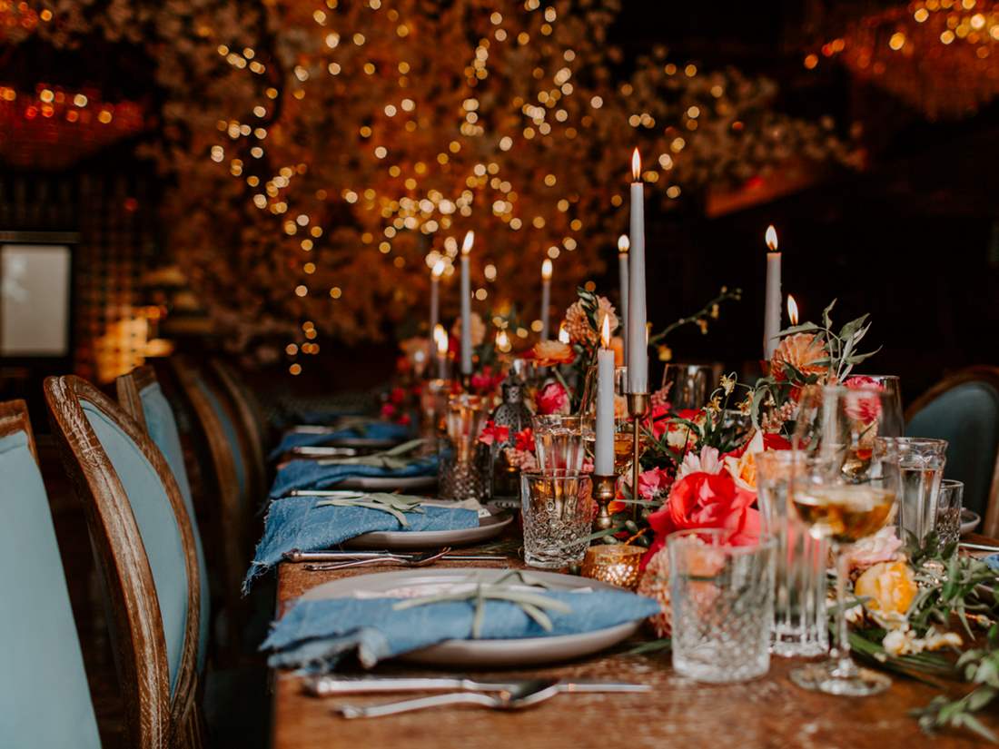 Wedding tablescape in Ballroom